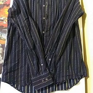 Perry Ellis medium mens button down shirt